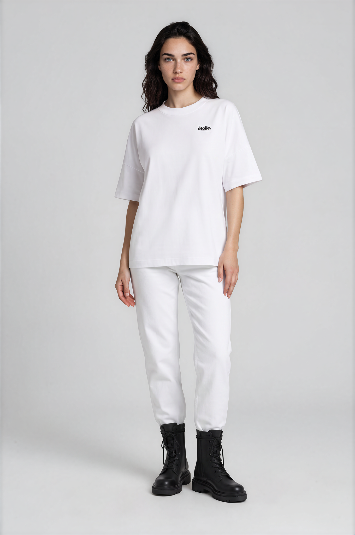 WHITE BASIC TEE